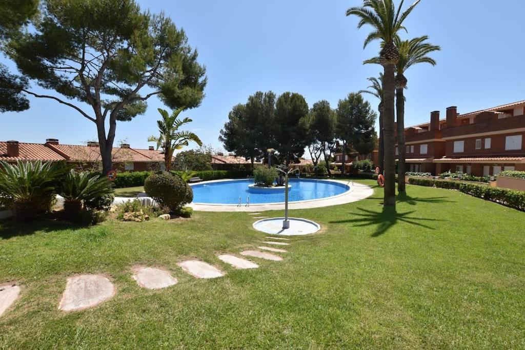 Preciosa Zona Natural La Mora Tarragona Exterior foto