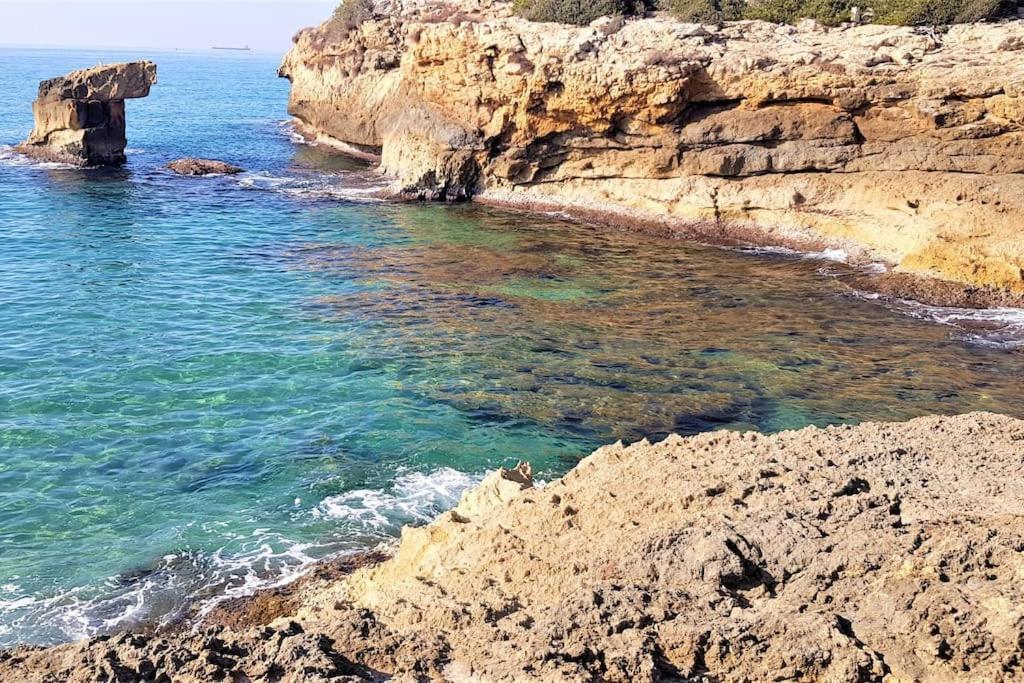 Preciosa Zona Natural La Mora Tarragona Exterior foto